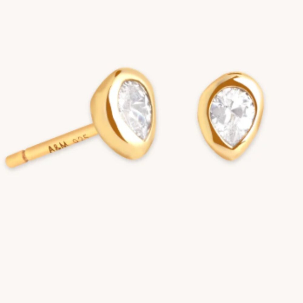 Astrid and Miyu Pear Crystal Bezel Studs in Gold